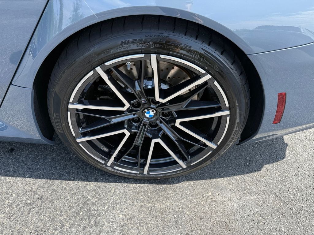 2027 BMW M5 Base