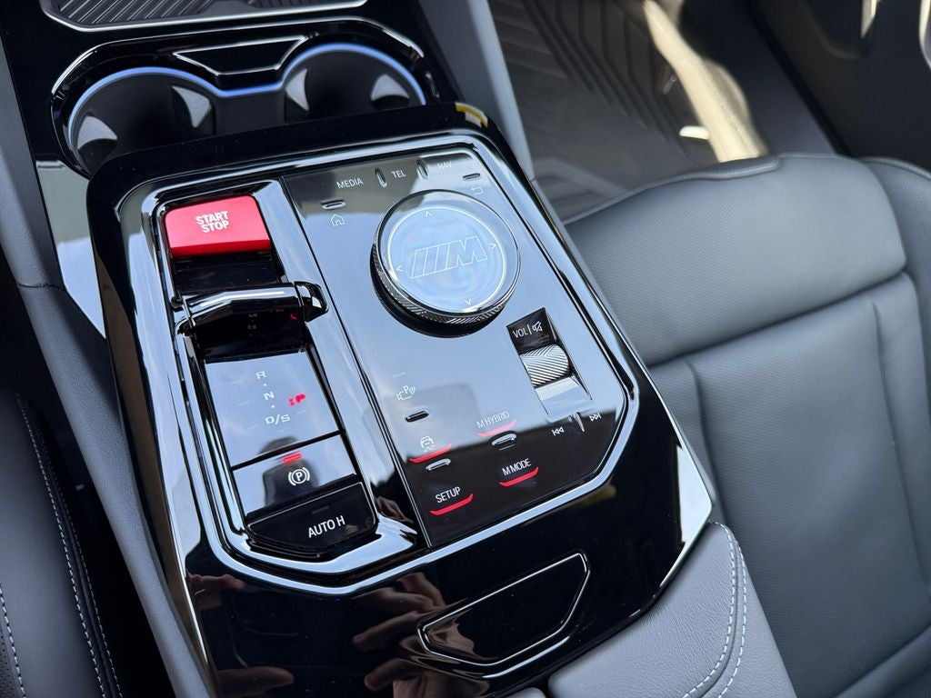 2027 BMW M5 Base