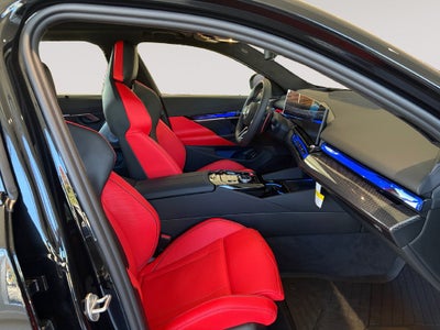 2027 BMW M5 Base