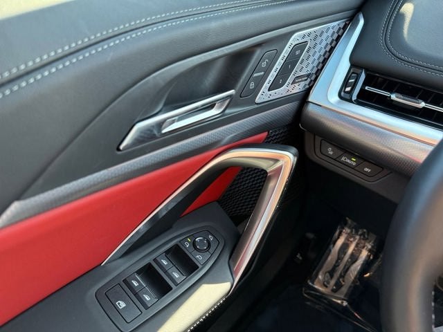 2025 BMW X1 M35i