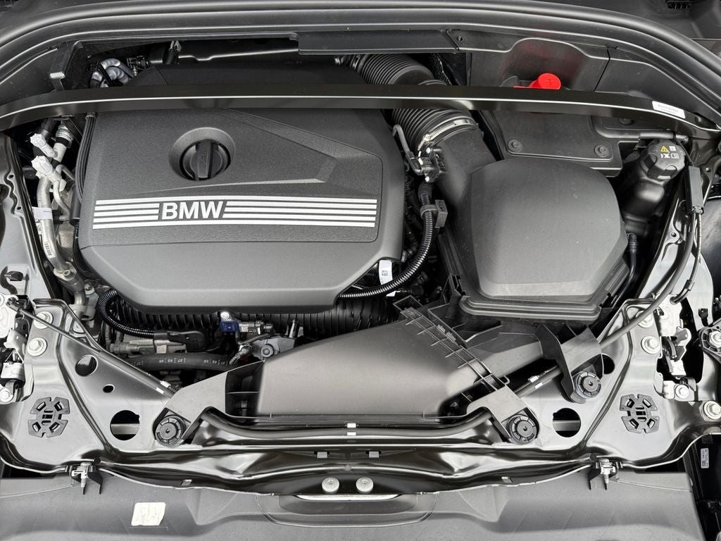 2025 BMW X2 xDrive28i
