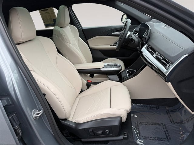 2025 BMW X2 xDrive28i