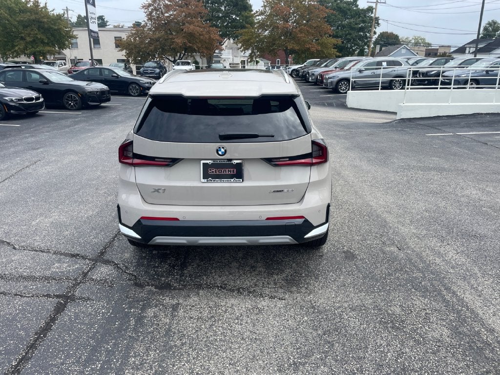2027 BMW X1 xDrive28i