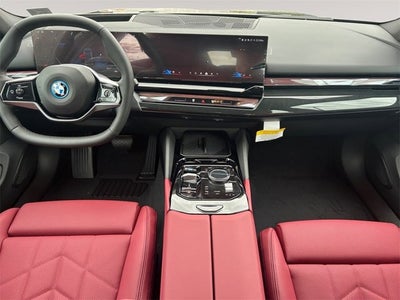 2025 BMW i5 xDrive40