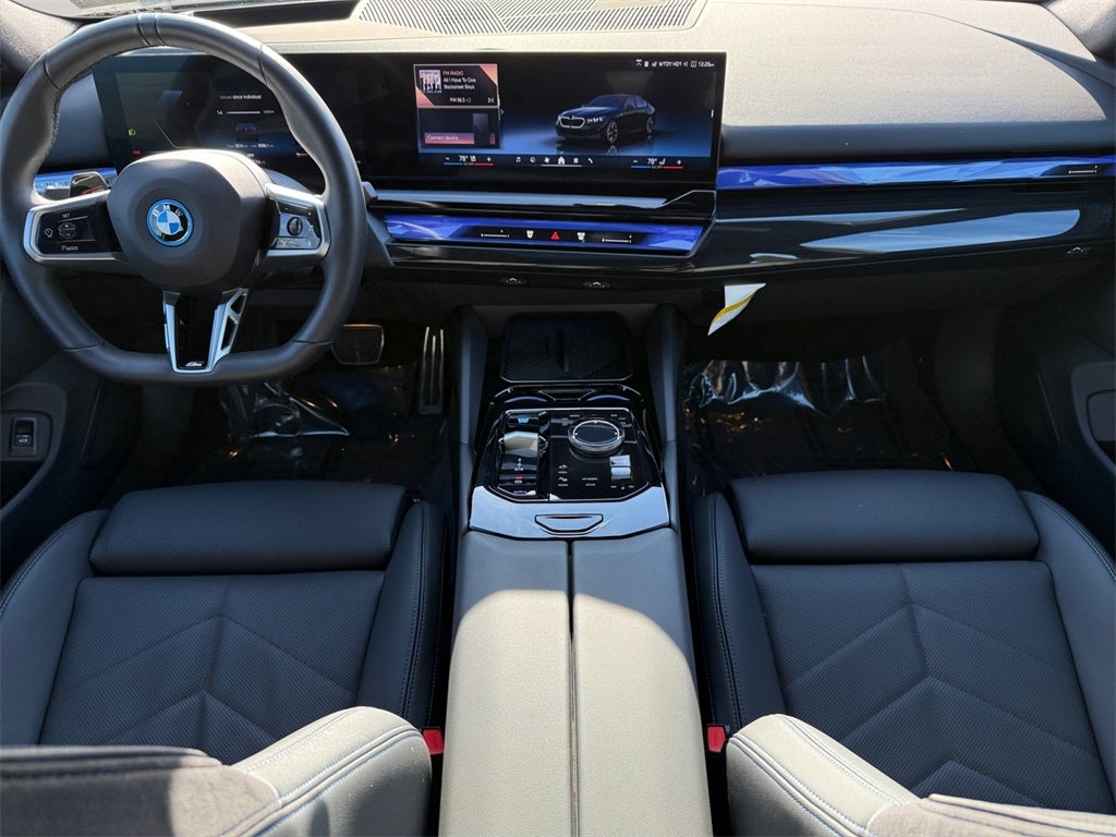 2025 BMW i5 xDrive40 M Sport
