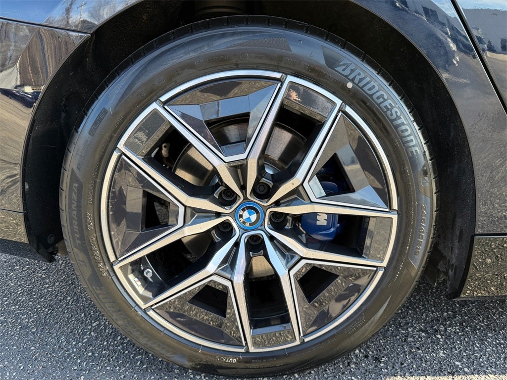 2025 BMW i5 xDrive40 M Sport