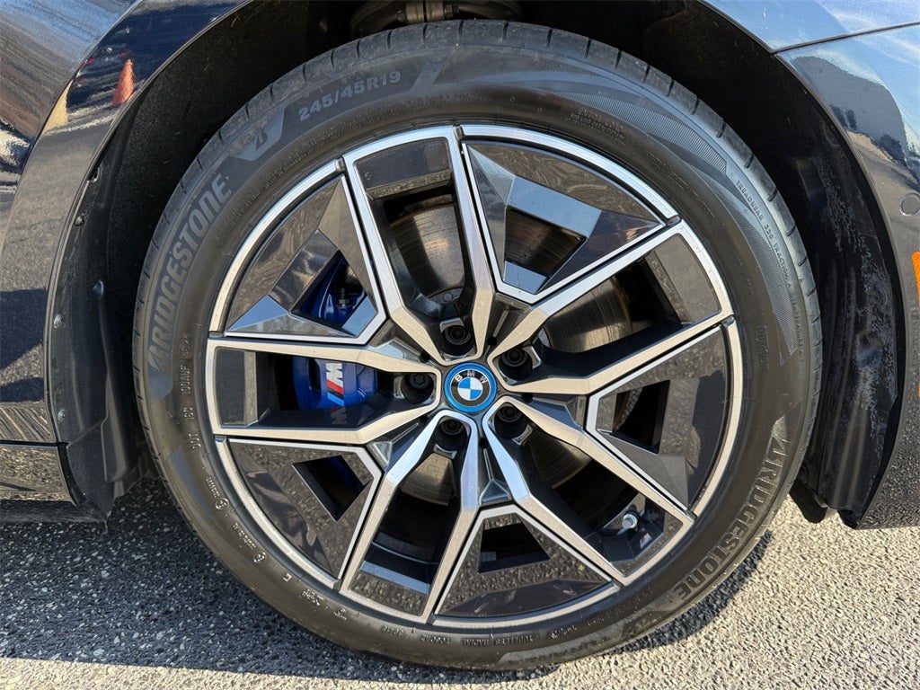 2025 BMW i5 xDrive40 M Sport