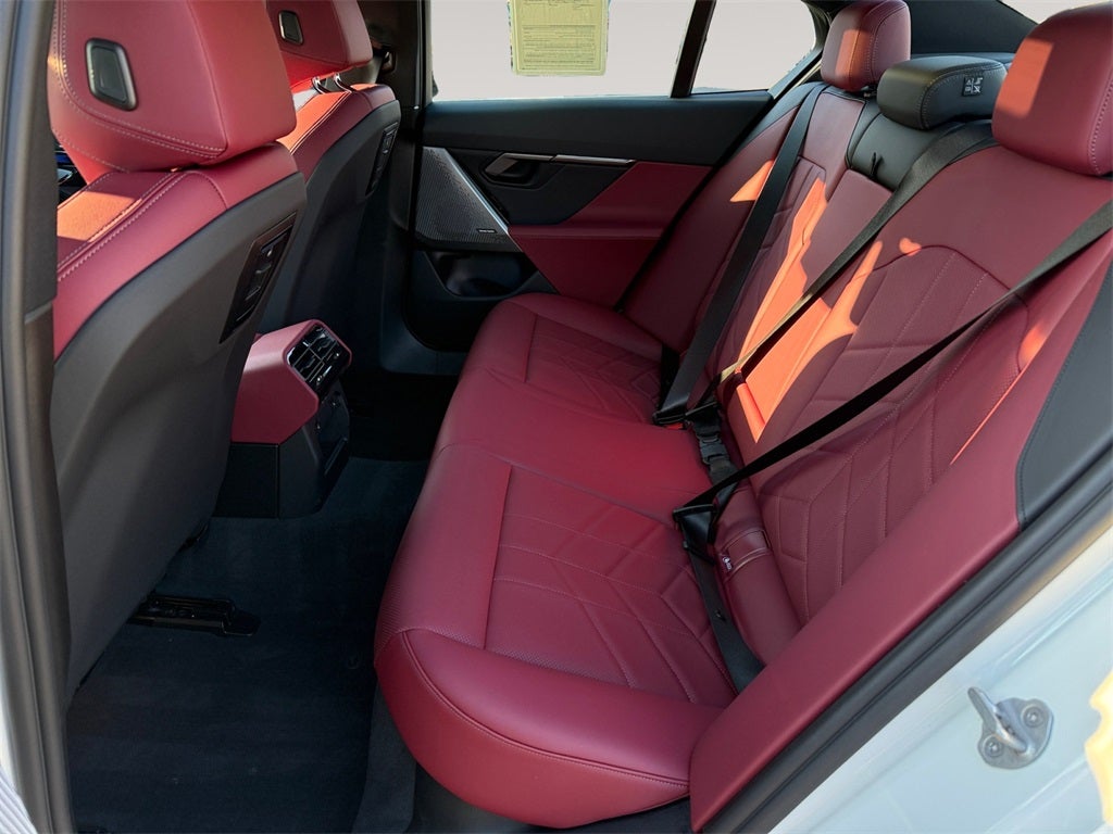 2026 BMW i5 xDrive40