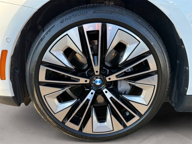 2026 BMW i5 xDrive40