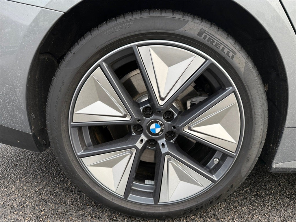 2025 BMW i4 xDrive40