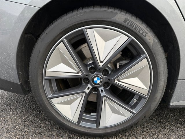 2025 BMW i4 xDrive40