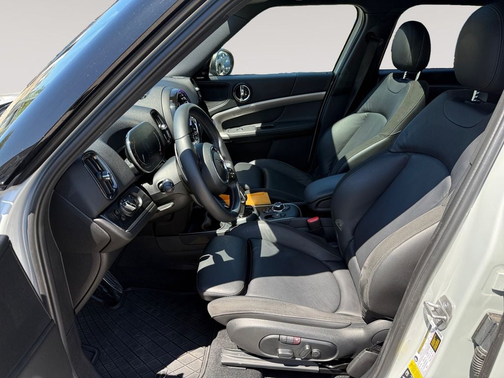 2023 MINI John Cooper Works Countryman Base