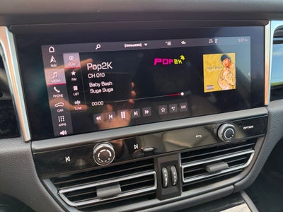 2023 Porsche Macan T