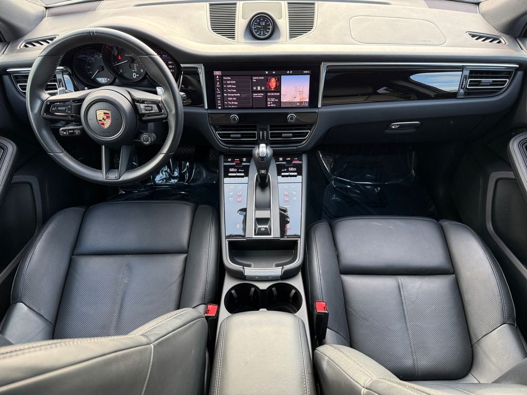 2023 Porsche Macan T