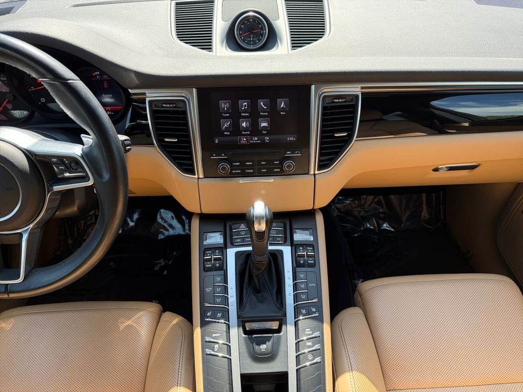 2018 Porsche Macan Base