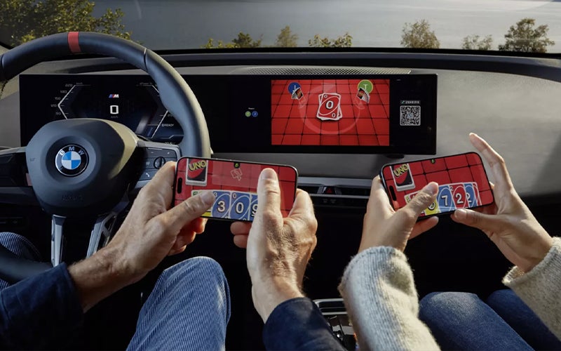 The BMW Curved Display AirConsole. | BMW of Devon in Devon PA